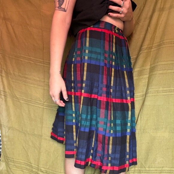 Vintage Plaid Skirt - Picture 2 of 2